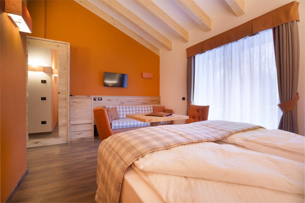 Chalet Marcora Campitello di Fassa Ruang foto